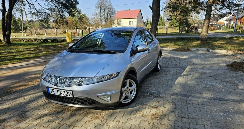 Honda Civic cena 19900 przebieg: 178000, rok produkcji 2008 z Szczecin małe 379